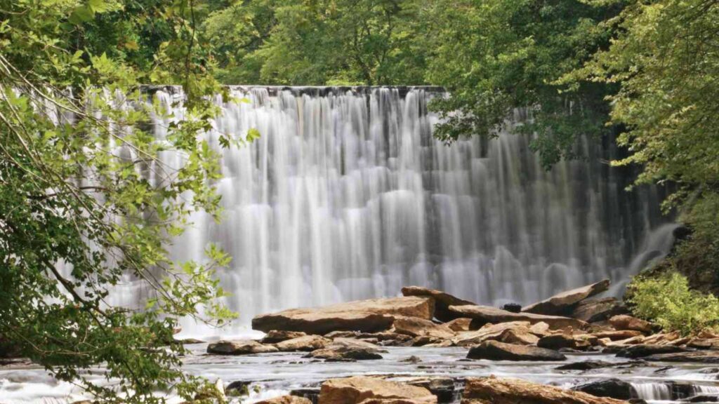 Chattahoochee River National Recreation Area, hiking, scenic trail, hiking destination